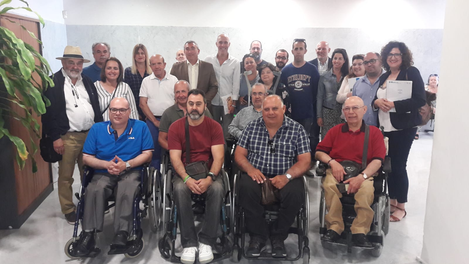Fegadi COCEMFE y su movimiento asociativo muestran su fortaleza y necesidades al nuevo Delegado Territorial en materia de Igualdad y Políticas Sociales de la Junta de Andalucía en Cádiz.