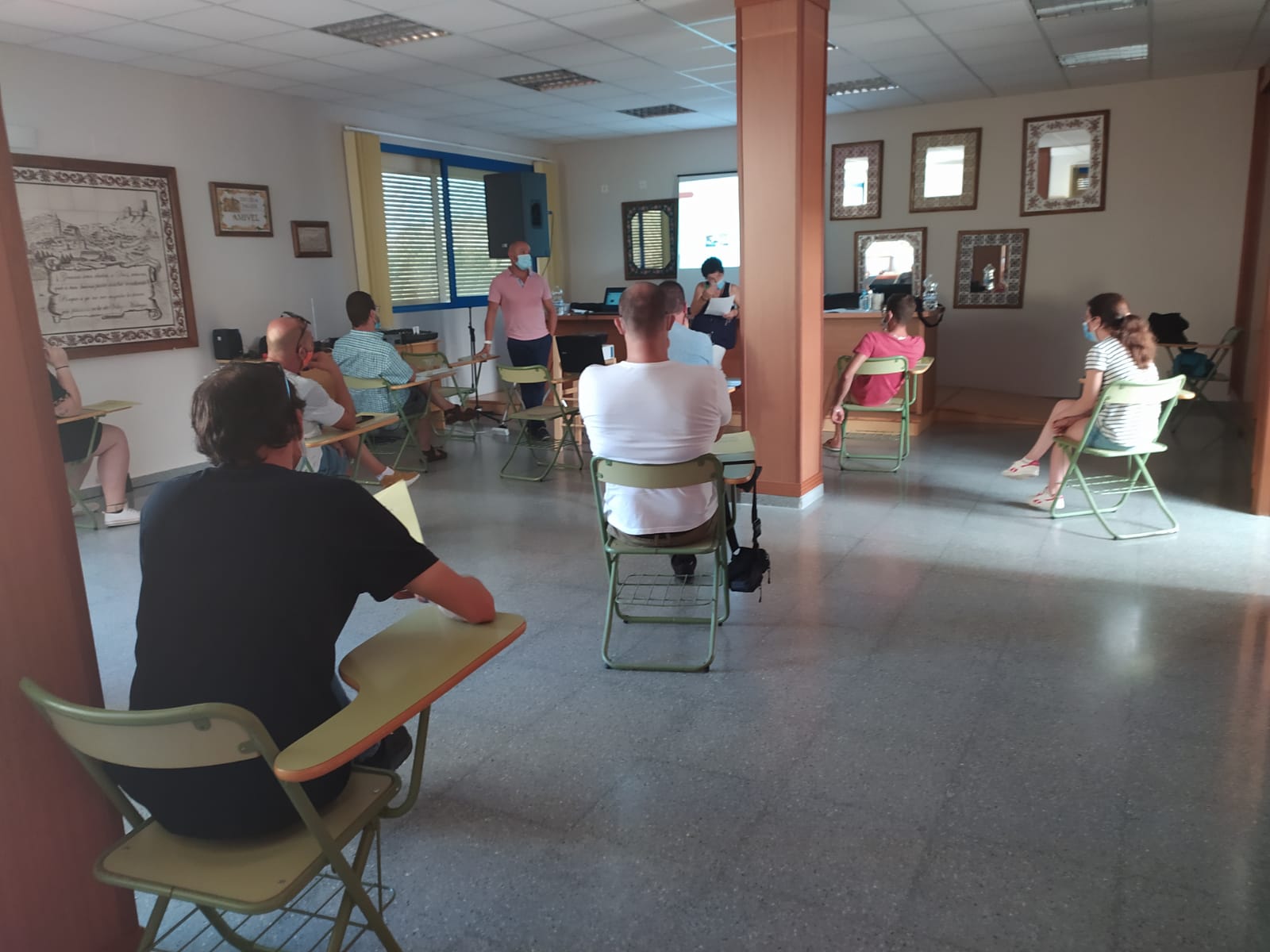 ACTIVAT-t Programa para la inserción sociolaboral y el emprendimiento. Málaga Inclusiva 