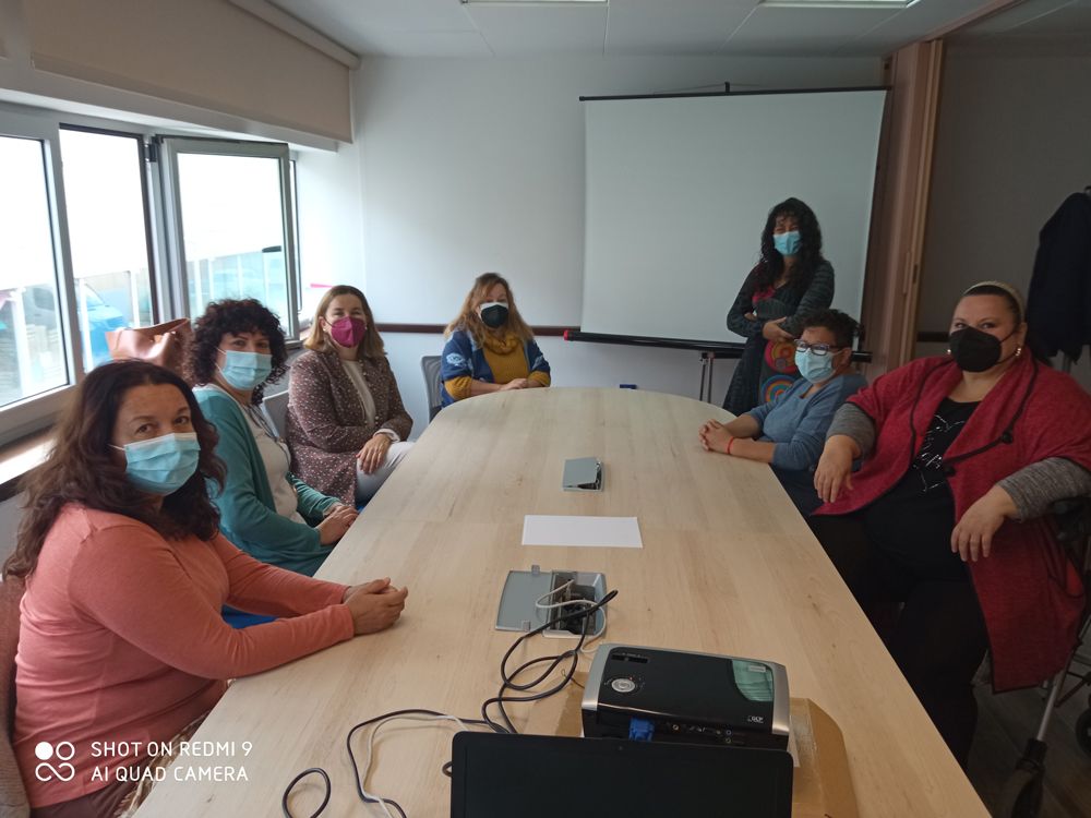  FEGADI COCEMFE recibe la visita de la Coordinadora del Instituto Andaluz de la Mujer de la Junta de Andalucía en Cádiz
